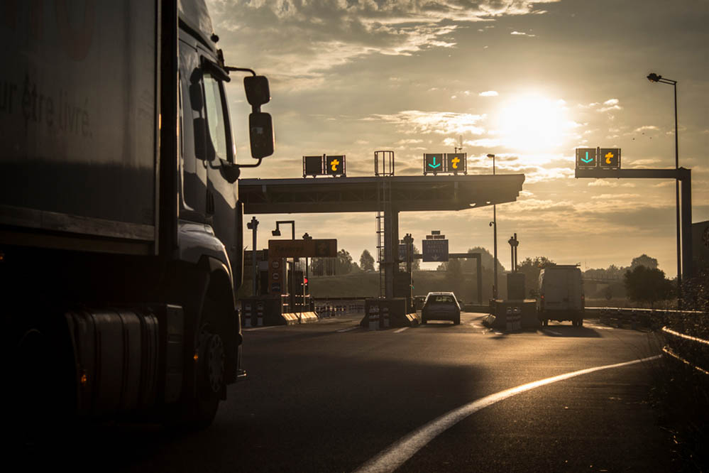 Fleet Toll Management Mistakes That Lead to Unnecessary Expenses